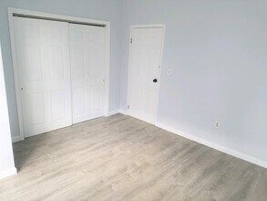 4 Webster Ave, Unit 2 in Somerville, MA - Foto de edificio - Building Photo