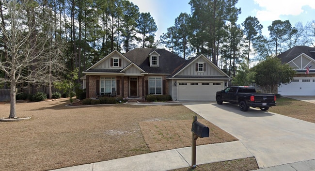 property at 4371 Kenilworth Cir
