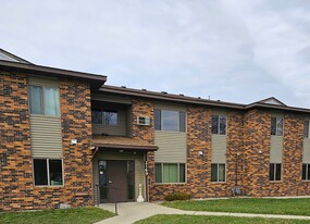 Castlewood Knolls Apartments