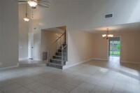 10318 Crescent Moon Dr in Houston, TX - Building Photo - Building Photo