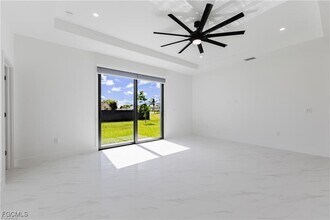 1013 El Dorado Blvd N in Cape Coral, FL - Building Photo - Building Photo