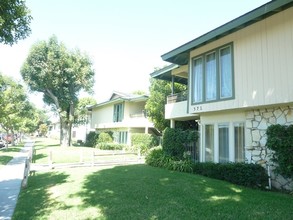 The Richland Apartments in Upland, CA - Building Photo - Building Photo