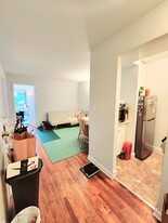 337 E 33rd St in New York, NY - Building Photo