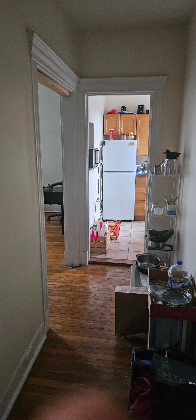 390 Riverway, Unit 17 in Boston, MA - Building Photo - Building Photo
