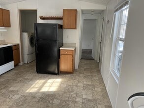 3500 Yorkshire in Peoria, IL - Building Photo - Building Photo