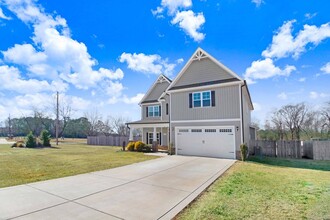 101 Abbington Pl in Pikeville, NC - Building Photo - Building Photo