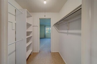 1706 Belleair Forest Dr in Belleair, FL - Building Photo - Building Photo