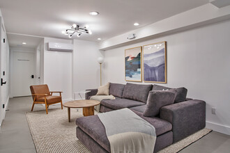 Common Hancock (Furnished Rooms) in Brooklyn, NY - Building Photo - Building Photo