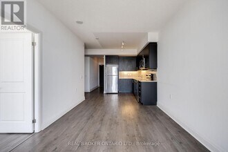 15 Zorra St in Toronto, ON - Building Photo - Building Photo