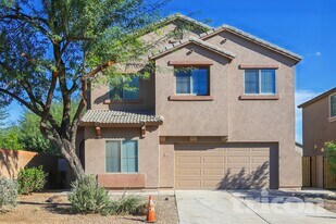 17244 W Maui Ln in Surprise, AZ - Building Photo