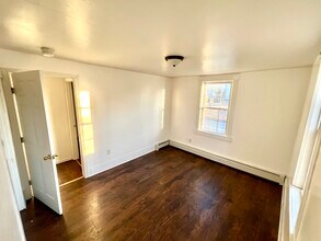 115 Summer St, Unit UNIT 1 in North Brookfield, MA - Building Photo - Building Photo