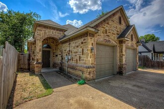 3118 Frazier Ave in Fort Worth, TX - Building Photo - Building Photo