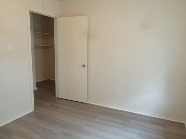 property at 5531 Farley Dr