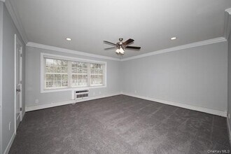 50 Fairfield Way in Commack, NY - Building Photo - Building Photo