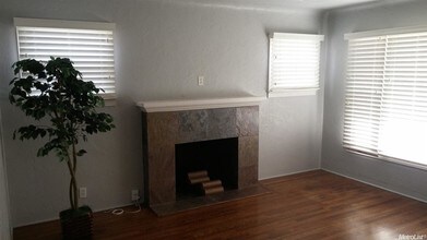 2043 Bellamy St in Modesto, CA - Building Photo - Building Photo