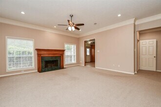 1511 Beaconshire in Houston, TX - Building Photo - Building Photo