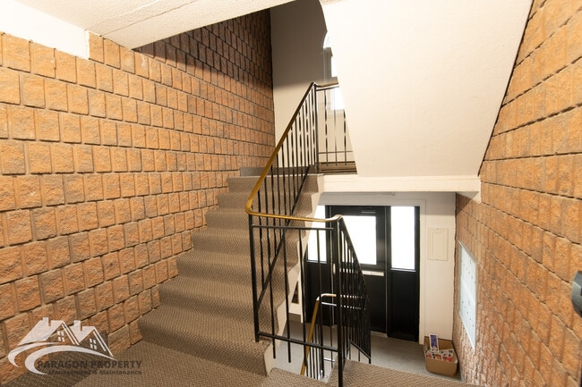 388 Park Ave E in Chatham, ON - Building Photo - Building Photo