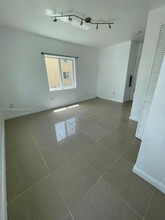 340 NW 84th Terrace in Miami, FL - Building Photo - Building Photo