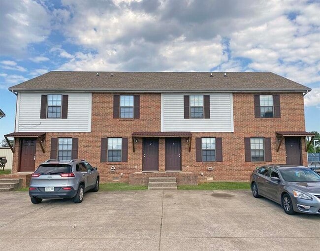 property at 2550-2551 Old Russellville Pike