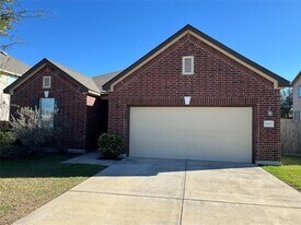 7607 Lazy Creek Dr in Austin, TX - Building Photo