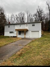 1817 Turkeyfoot Rd in McKeesport, PA - Building Photo - Building Photo