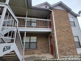 6316 Cambridge Dr in San Antonio, TX - Building Photo