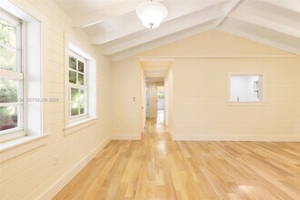 4235 Lennox Dr in Miami, FL - Building Photo - Building Photo