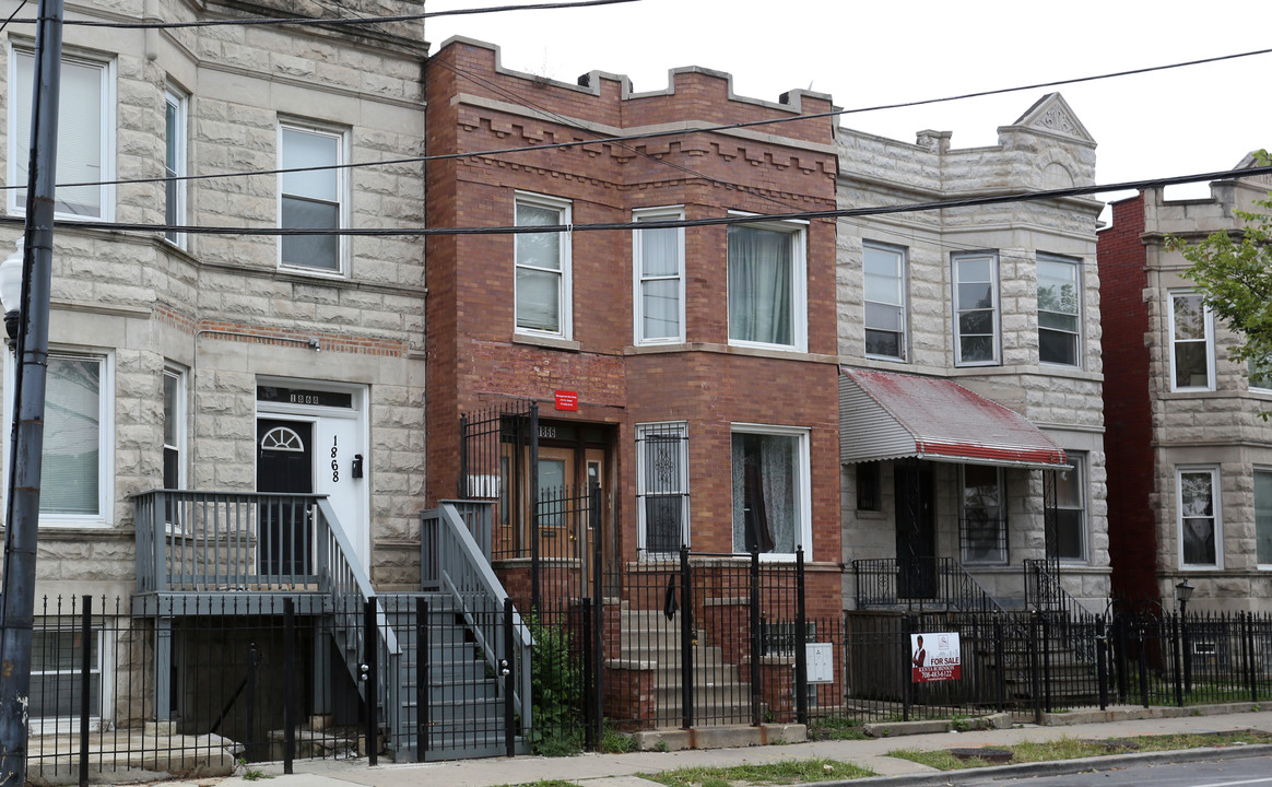 1866 S Central Park Ave in Chicago, IL - Building Photo