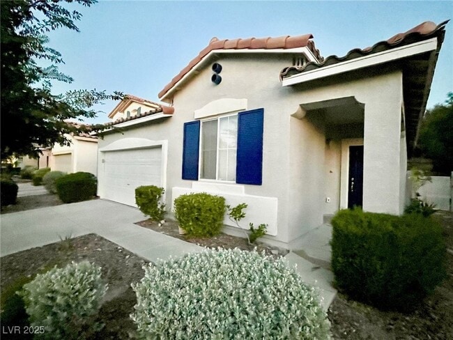 property at 2271 Surrey Meadows Ave