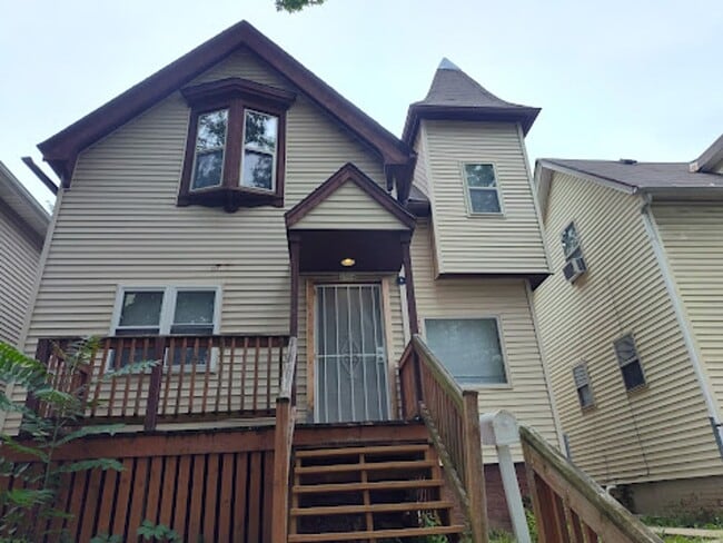 property at 2554 N 34th St