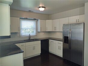 1921 Shepherds Gate in Chesapeake, VA - Building Photo - Building Photo