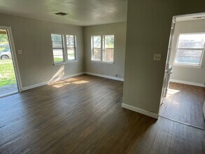 708 Roberts St in Denton, TX - Building Photo - Building Photo