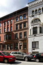 60 W 71st St in New York, NY - Building Photo - Building Photo