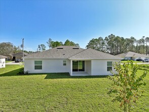 10 Bunker View Dr in Palm Coast, FL - Foto de edificio - Building Photo