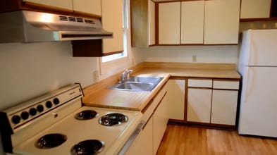 894 Rocky Acres Ln in Blacksburg, VA - Building Photo - Building Photo