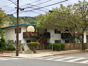 1135 San Andres St in Santa Barbara, CA - Building Photo - Other