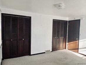 199 Fairgreen Dr in Buffalo, NY - Building Photo - Building Photo