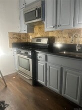 802 Rogers Ave in Brooklyn, NY - Building Photo - Building Photo