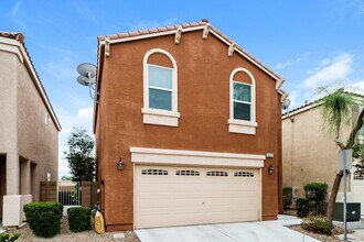 8261 Oliver Twist Ln in Las Vegas, NV - Foto de edificio - Building Photo