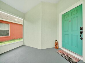 1920 Wiregrass Ct in Orlando, FL - Building Photo - Building Photo
