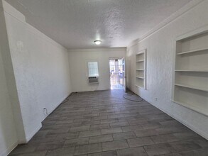 383 S 7th Ave in Yuma, AZ - Foto de edificio - Building Photo