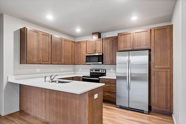 NoLL Lofts
