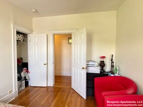 124 Warren St, Unit 24 in Boston, MA - Building Photo - Building Photo