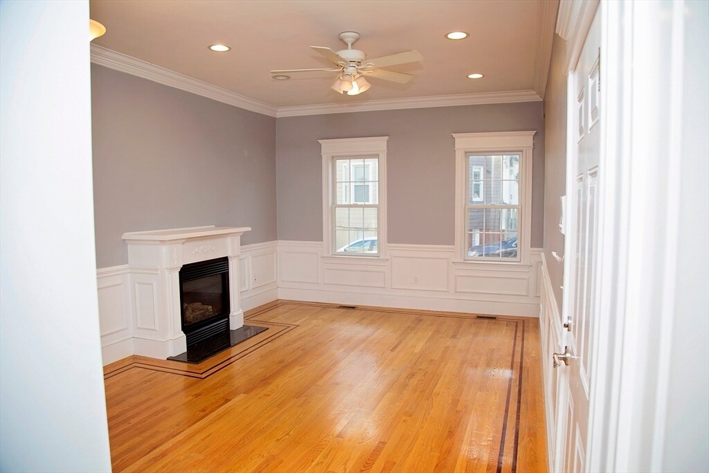 25 Vinton St in Boston, MA - Building Photo