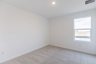 1527 Silver Crk in New Braunfels, TX - Foto de edificio - Building Photo