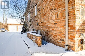 20173 Bathurst St in East Gwillimbury, ON - Building Photo - Building Photo