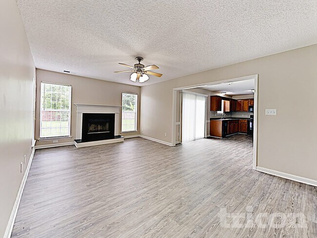 9010 Whitetail Ct in Charlotte, NC - Foto de edificio - Building Photo