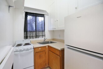 2803 1/2 Greenwich St in San Francisco, CA - Building Photo - Building Photo