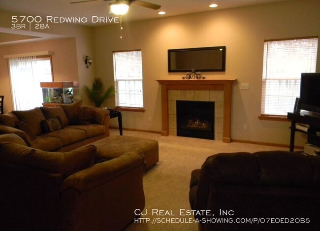 5700 Redwing Dr in Columbia, MO - Building Photo - Building Photo