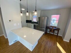 4324 France Ave S in Edina, MN - Foto de edificio - Building Photo